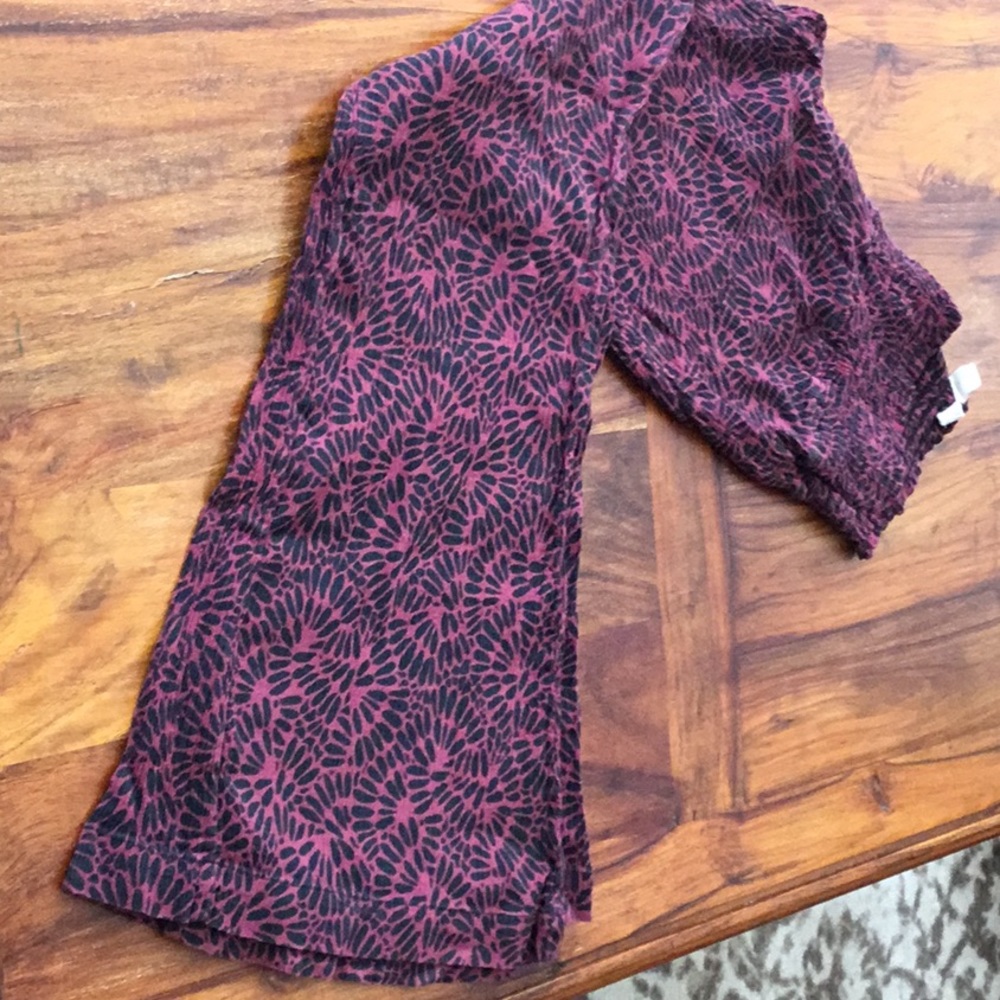 Rosy Hobo yoga Pants....